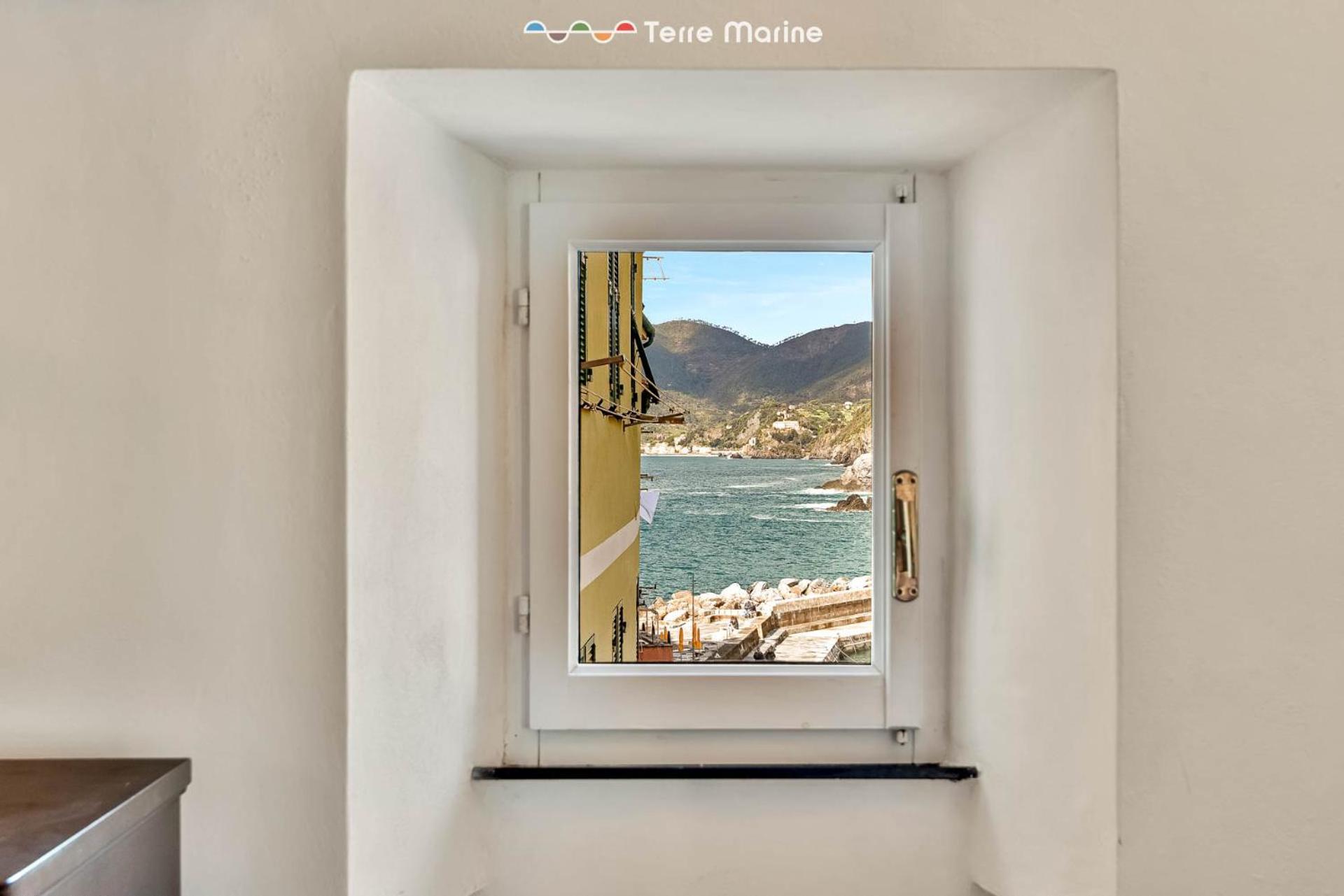 Апартаменти Arbanella Sea View, Terre Marine Вернацца Екстер'єр фото